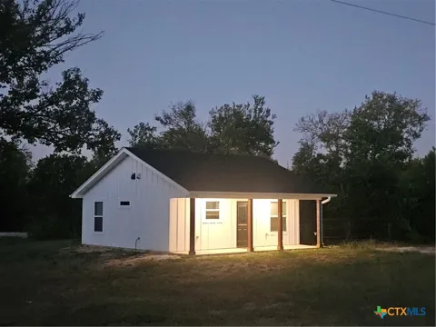 1701 Sycamore