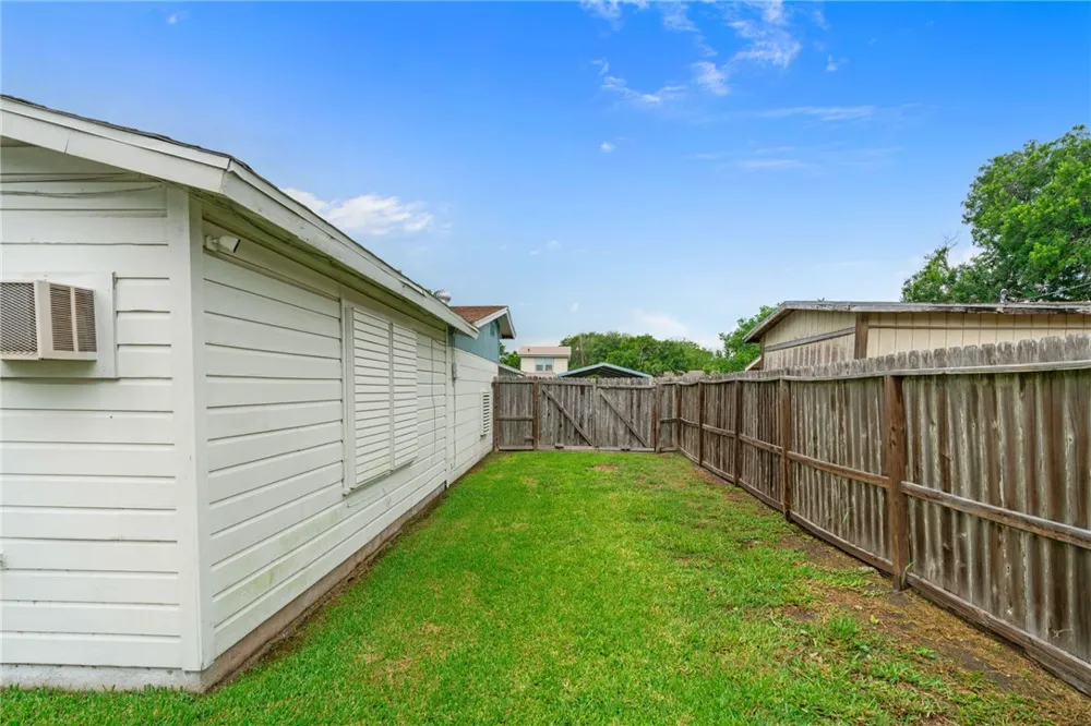 4706 Prinston Drive Corpus Christi, TX 78411