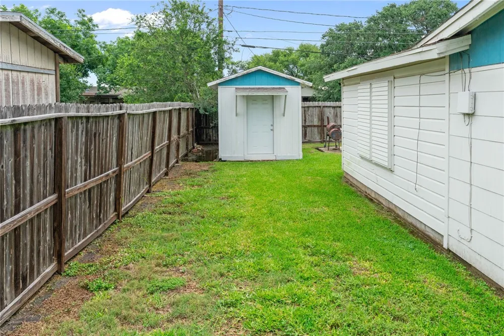 4706 Prinston Drive Corpus Christi, TX 78411