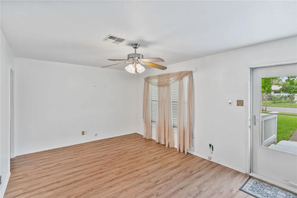 4706 Prinston Drive Corpus Christi, TX 78411