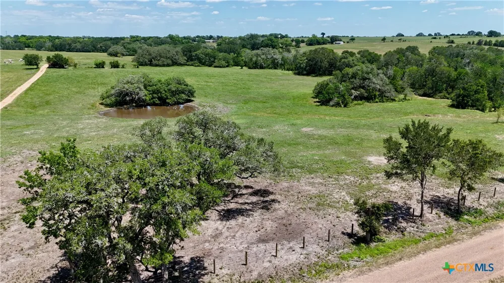 2170 Langdon Road Weimar, TX 78962