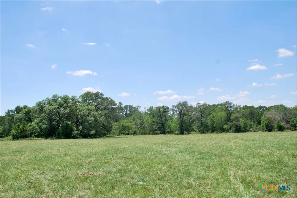 2170 Langdon Road Weimar, TX 78962