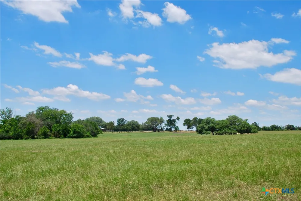 2170 Langdon Road Weimar, TX 78962