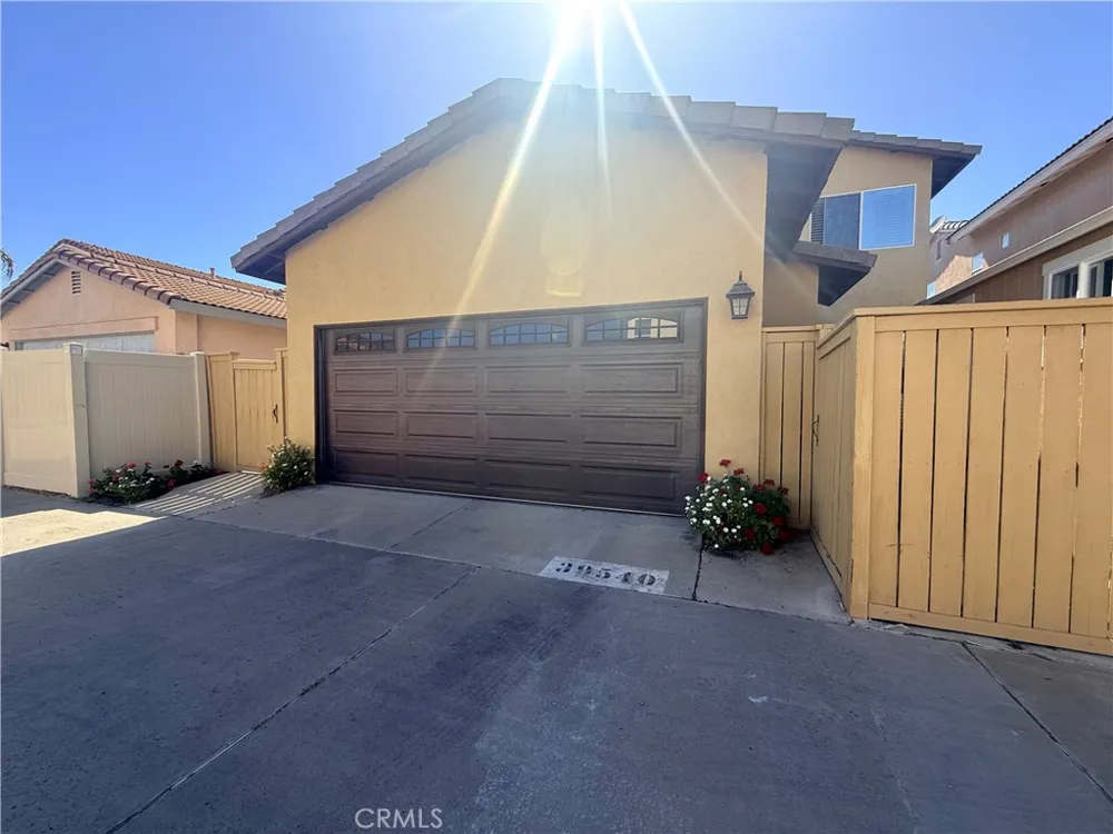 39540 June Temecula, CA 92591
