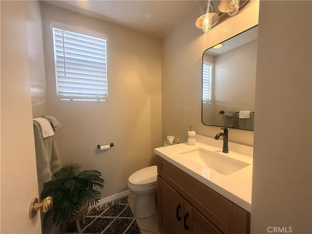 39540 June Temecula, CA 92591