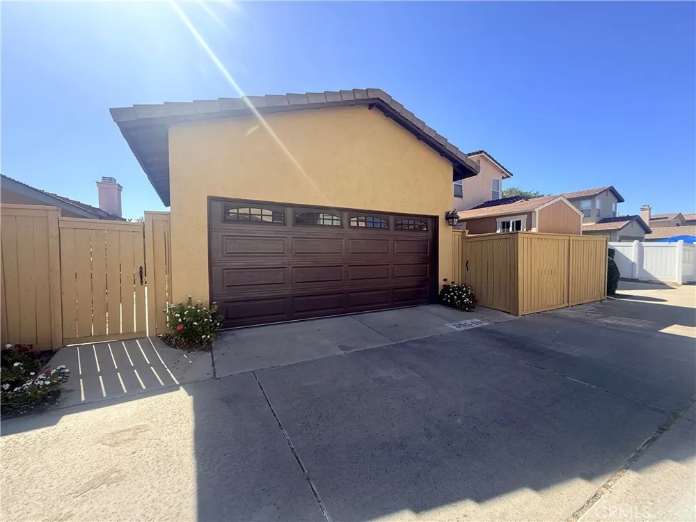 39540 June Temecula, CA 92591