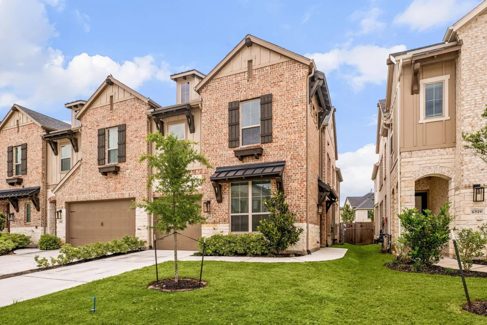 6515 Bramble Cove Lane Fulshear, TX 77441