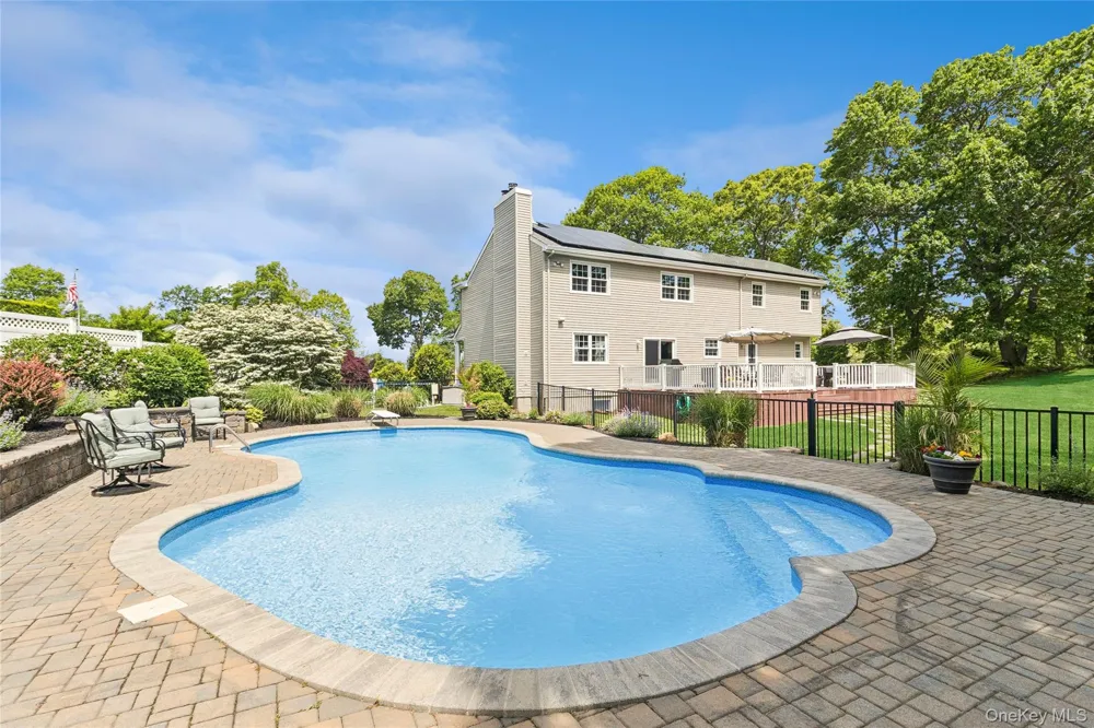 42 Adelia Path Jamesport, NY 11901