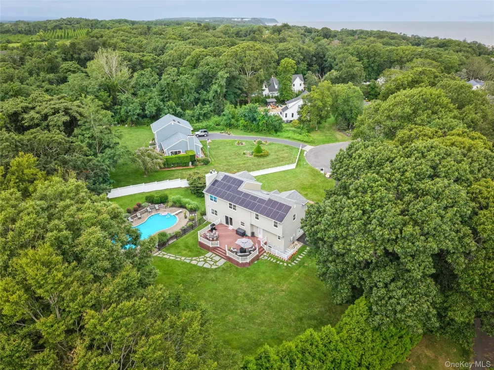 42 Adelia Path Jamesport, NY 11901