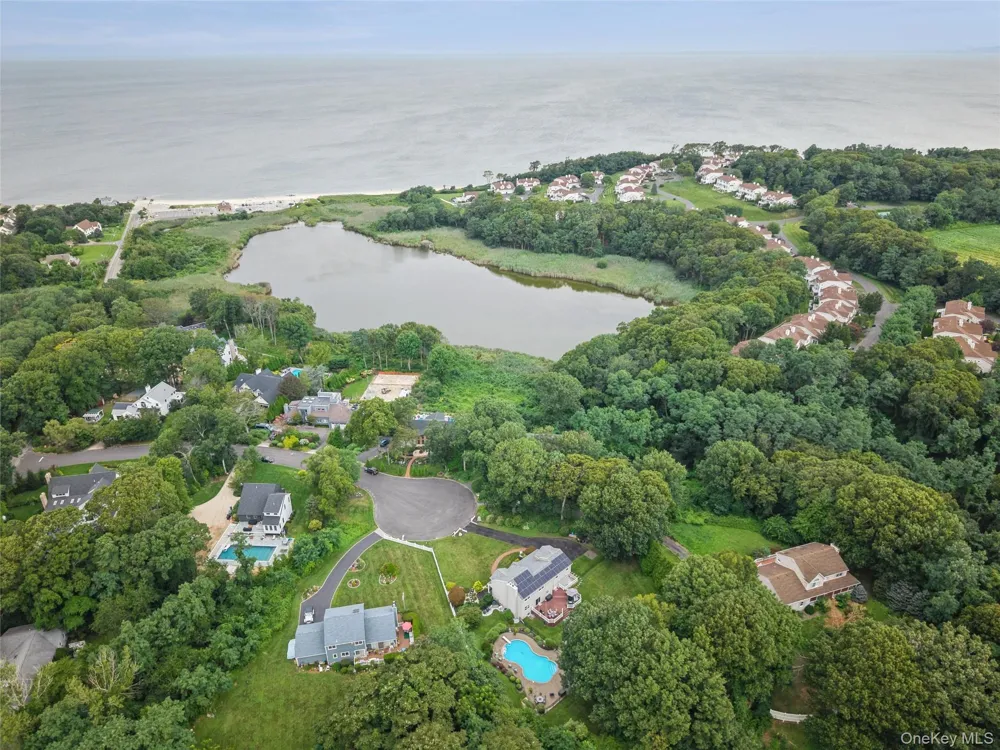 42 Adelia Path Jamesport, NY 11901