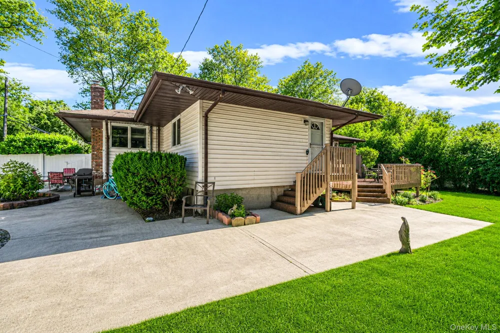 37 Coe Place Huntington Station, NY 11746