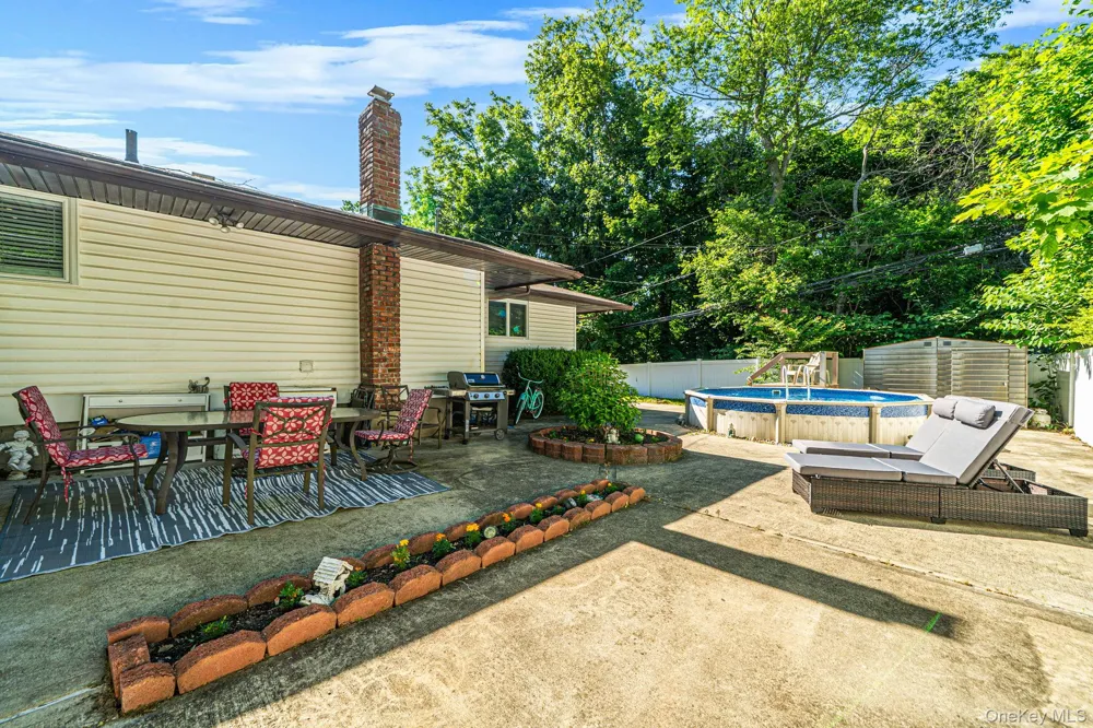 37 Coe Place Huntington Station, NY 11746