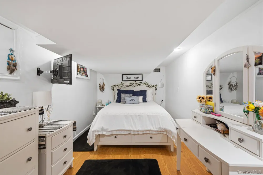 37 Coe Place Huntington Station, NY 11746