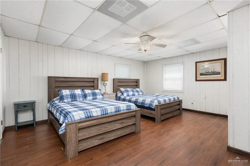 700 Shore Drive Port Mansfield, TX 78598