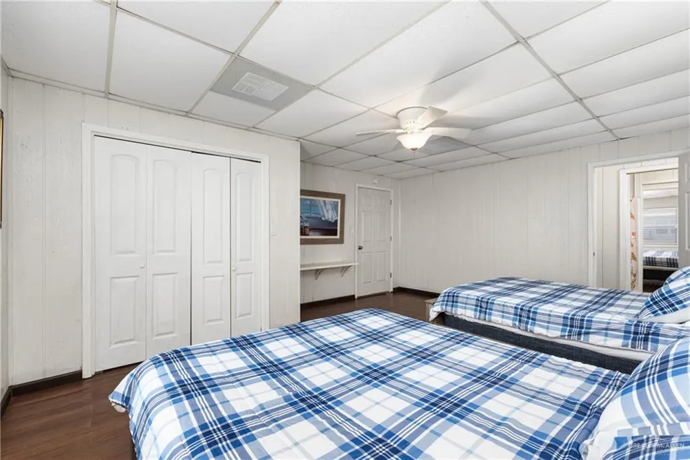 700 Shore Drive Port Mansfield, TX 78598
