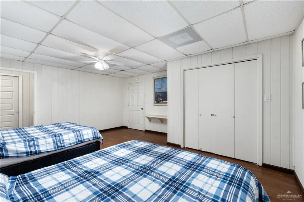 700 Shore Drive Port Mansfield, TX 78598