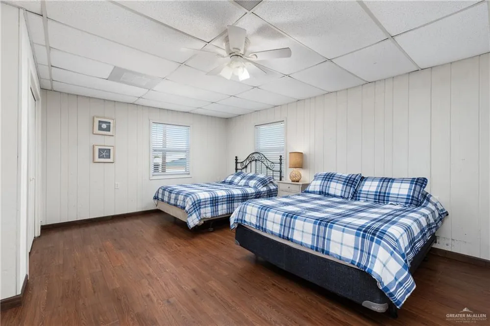 700 Shore Drive Port Mansfield, TX 78598