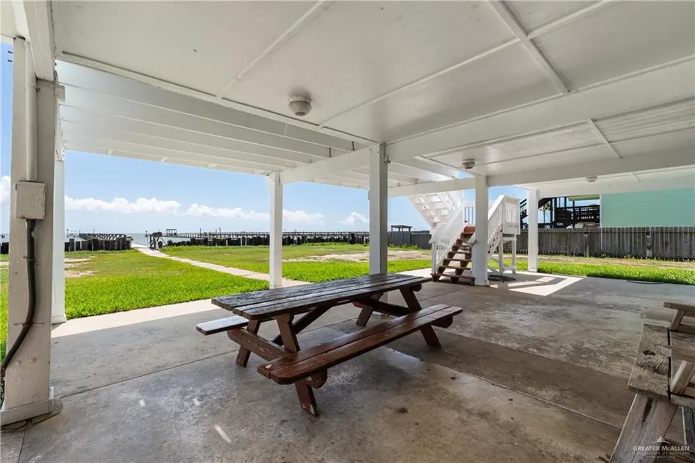 700 Shore Drive Port Mansfield, TX 78598