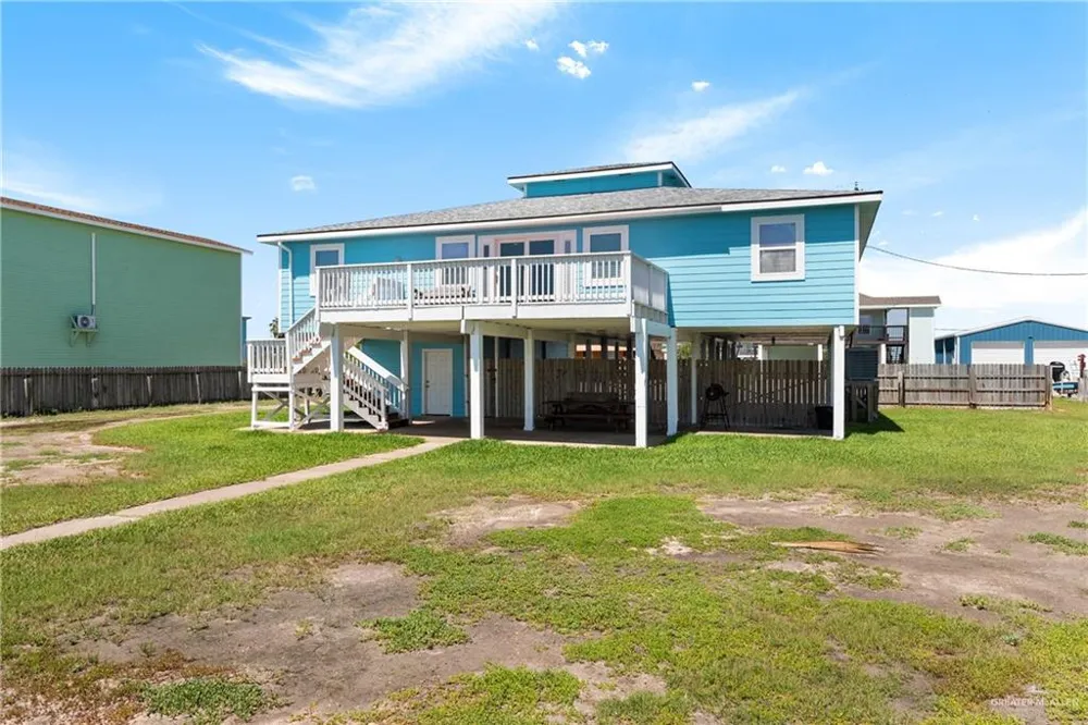 700 Shore Drive Port Mansfield, TX 78598