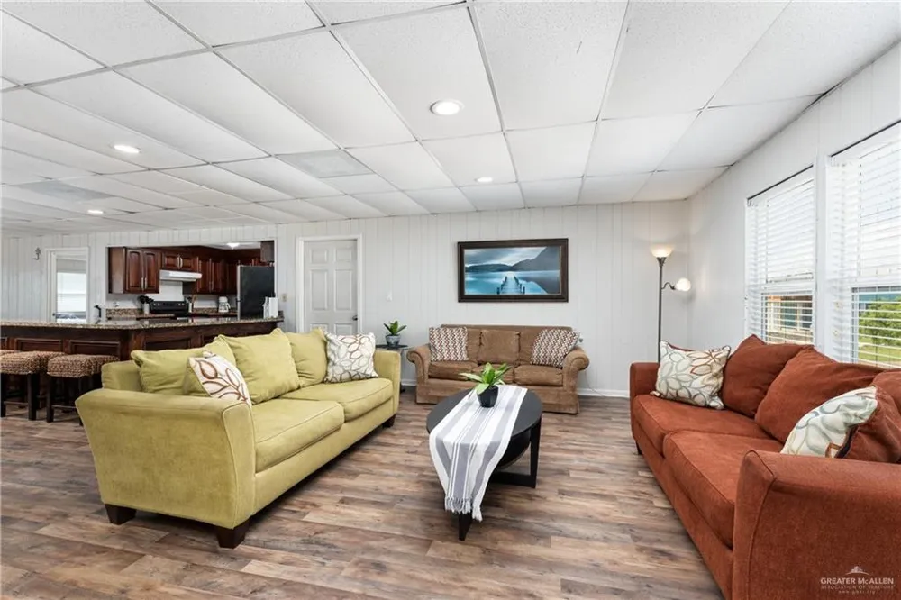 700 Shore Drive Port Mansfield, TX 78598