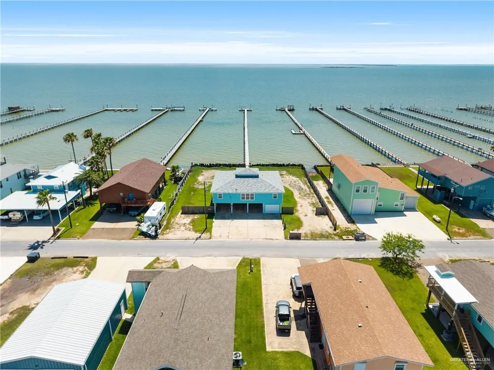 700 Shore Drive Port Mansfield, TX 78598
