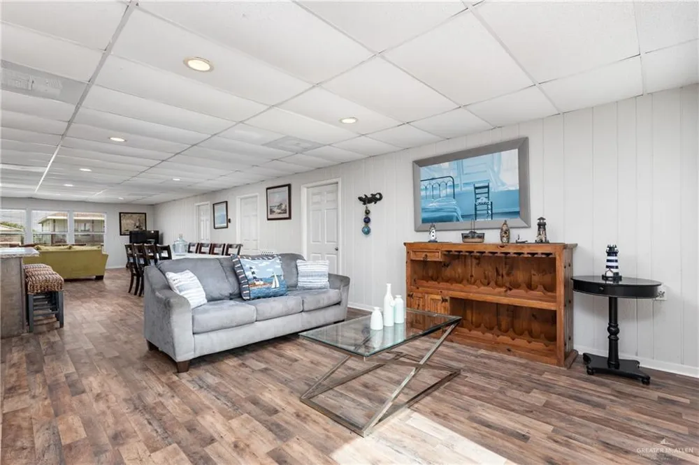 700 Shore Drive Port Mansfield, TX 78598