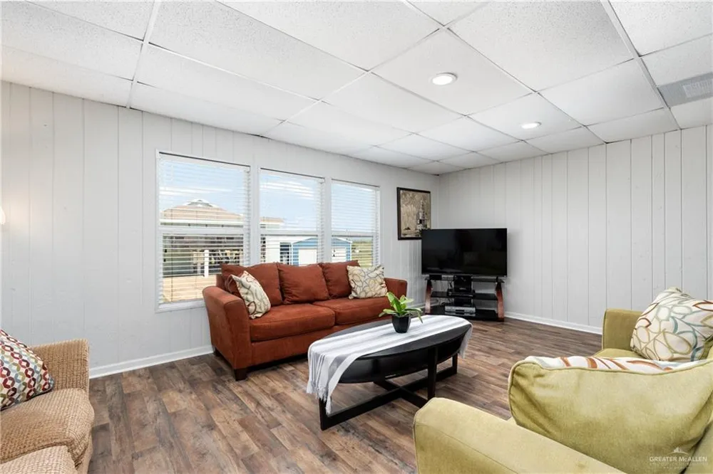700 Shore Drive Port Mansfield, TX 78598