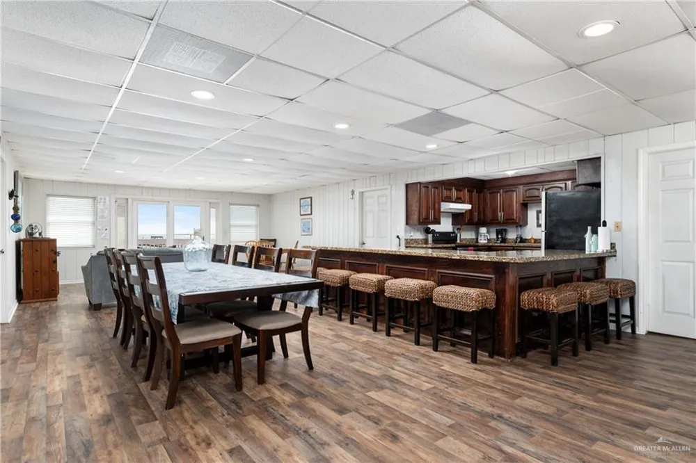 700 Shore Drive Port Mansfield, TX 78598