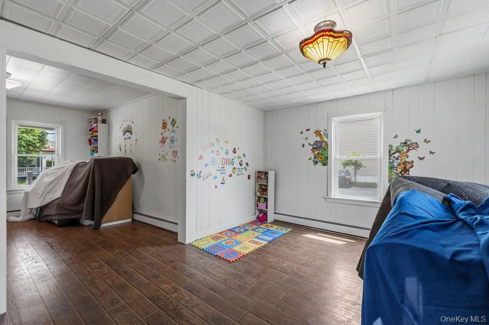 29 Blauvelt Avenue West Haverstraw, NY 10993