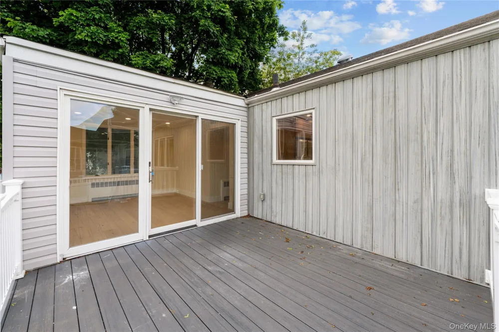 31 Cail Drive East Rockaway, NY 11518