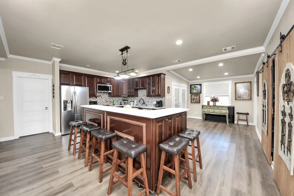 1106 S 8th Street La Porte, TX 77571
