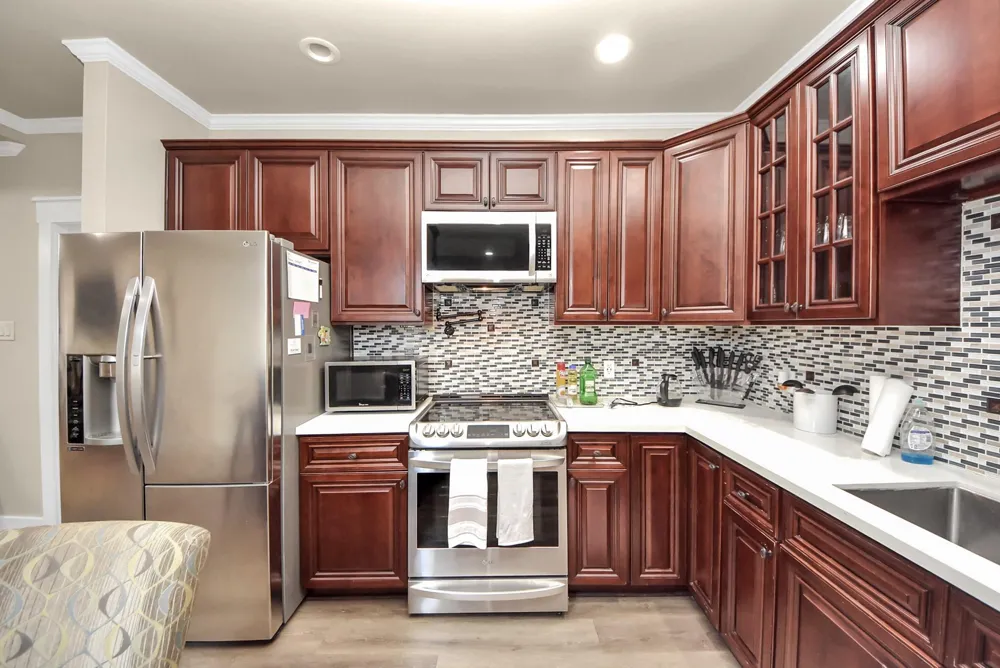 1106 S 8th Street La Porte, TX 77571