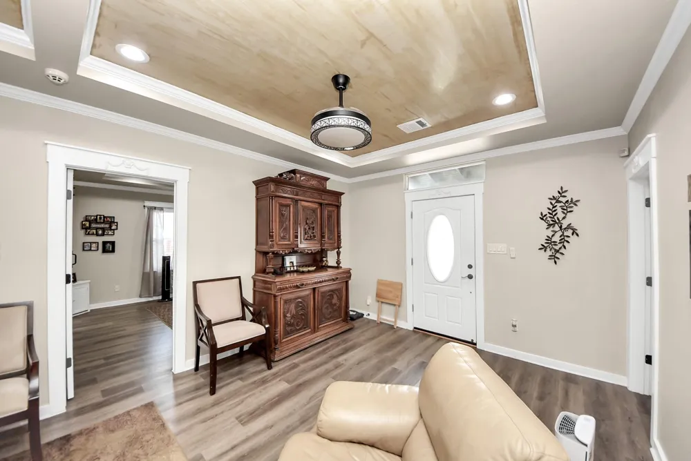 1106 S 8th Street La Porte, TX 77571