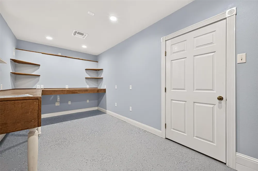 12007 Viola Court Pinehurst, TX 77362