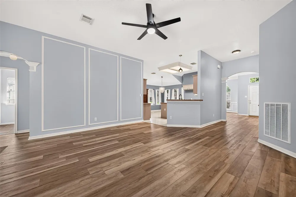 12007 Viola Court Pinehurst, TX 77362