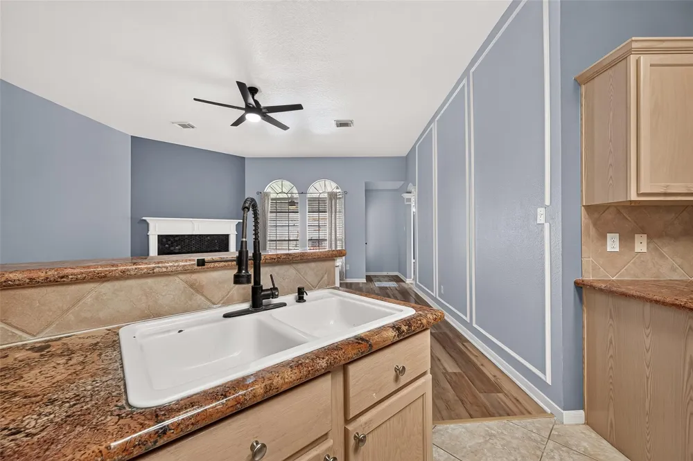 12007 Viola Court Pinehurst, TX 77362