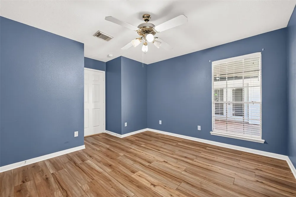 12007 Viola Court Pinehurst, TX 77362