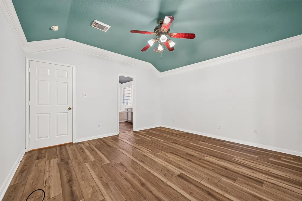 12007 Viola Court Pinehurst, TX 77362