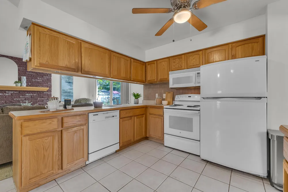 1243 Springer Street Westland, MI 48186
