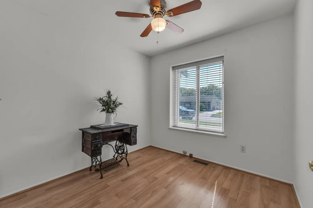 1243 Springer Street Westland, MI 48186