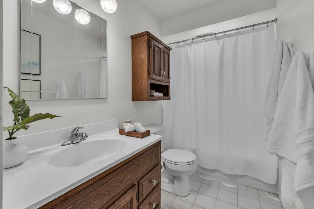 1243 Springer Street Westland, MI 48186