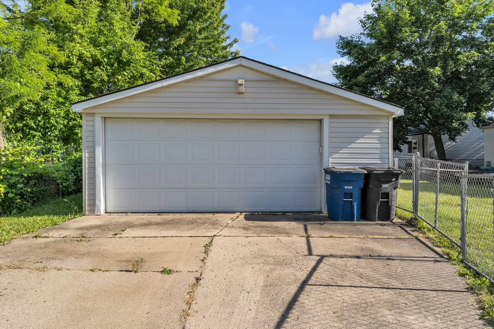 1243 Springer Street Westland, MI 48186