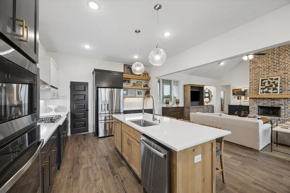 5050 Sophie Slansky Way Sealy, TX 77474