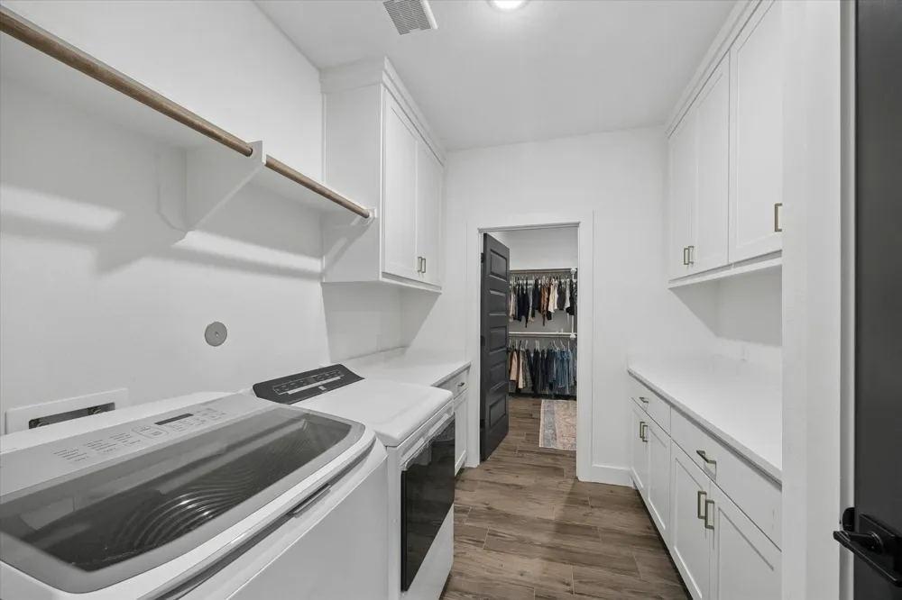 5050 Sophie Slansky Way Sealy, TX 77474