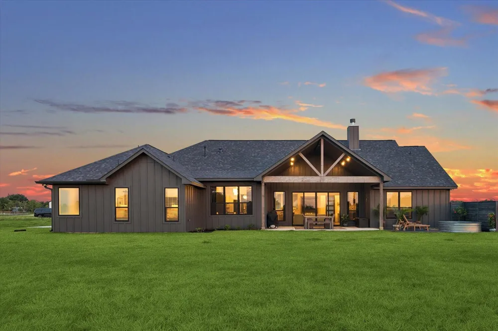 5050 Sophie Slansky Way Sealy, TX 77474