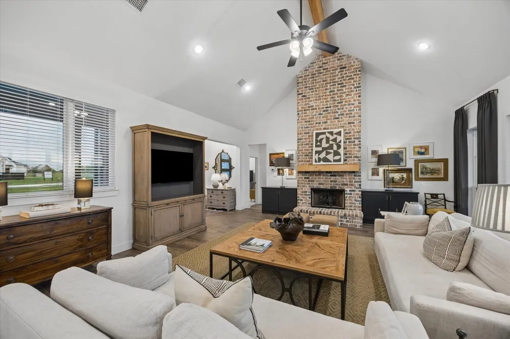 5050 Sophie Slansky Way Sealy, TX 77474