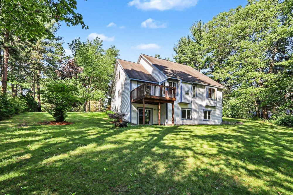 7474 Wiczer Drive Whitehall, MI 49461