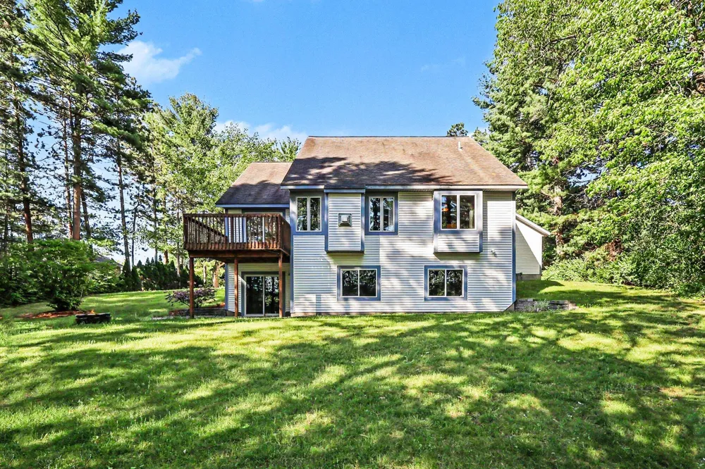 7474 Wiczer Drive Whitehall, MI 49461