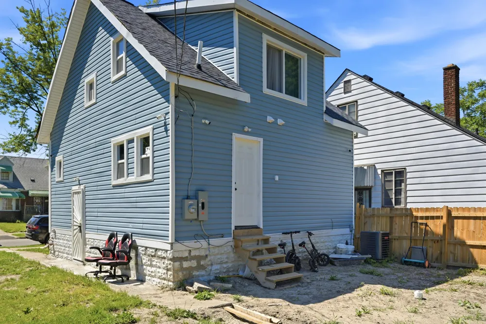 17916 Arlington Street Hamtramck, MI 48212