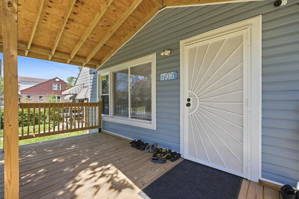 17916 Arlington Street Hamtramck, MI 48212
